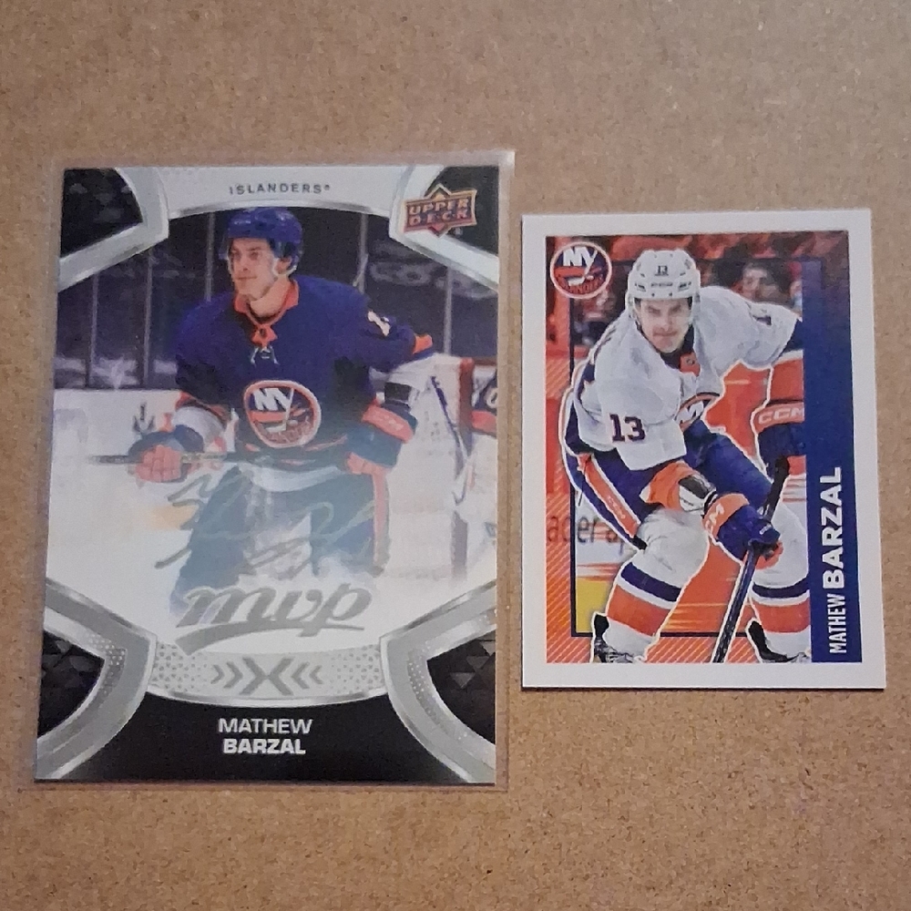Mathew Barzal Hockey Card & Sticker